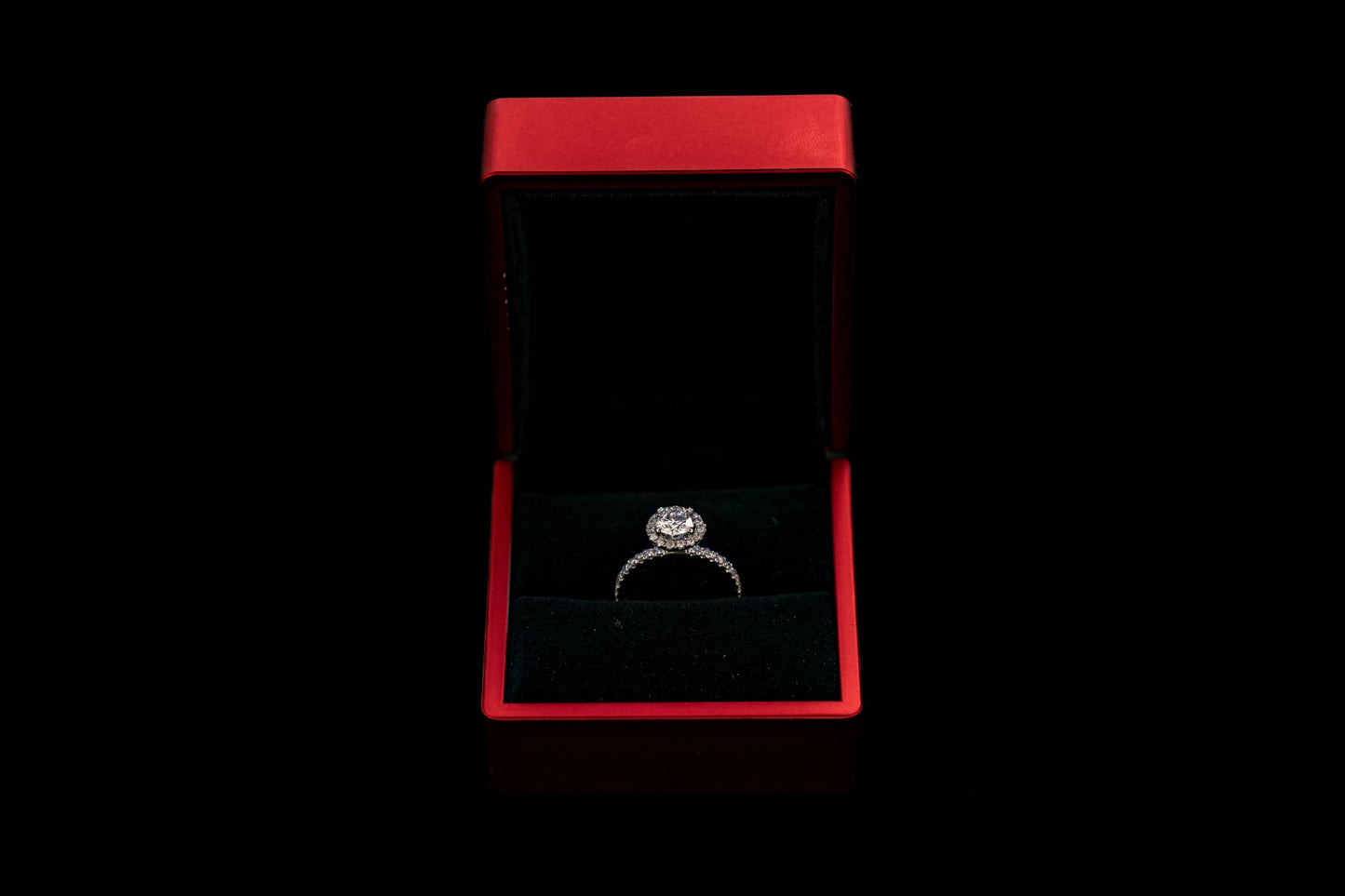 Platinring mit Diamanten, 1,60 Karat